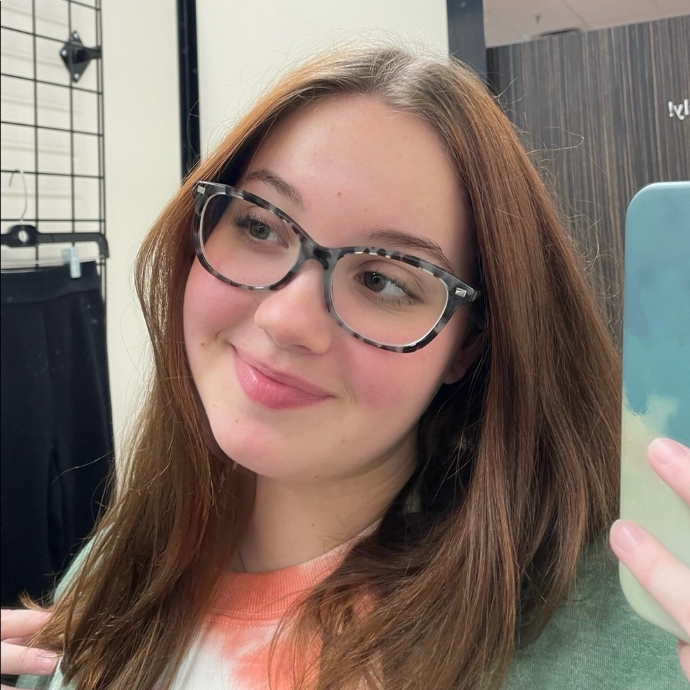 Meet your Posher, Paige